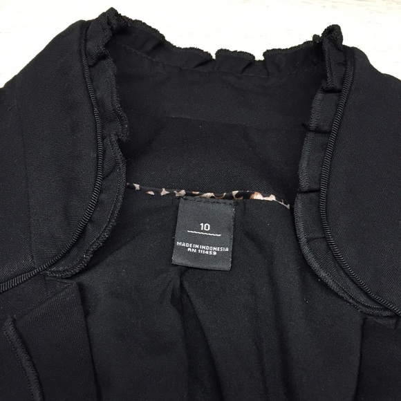 WHBM Seasonless Ruffle Lapel Jacket, Sz 10 - Picture 4 of 7